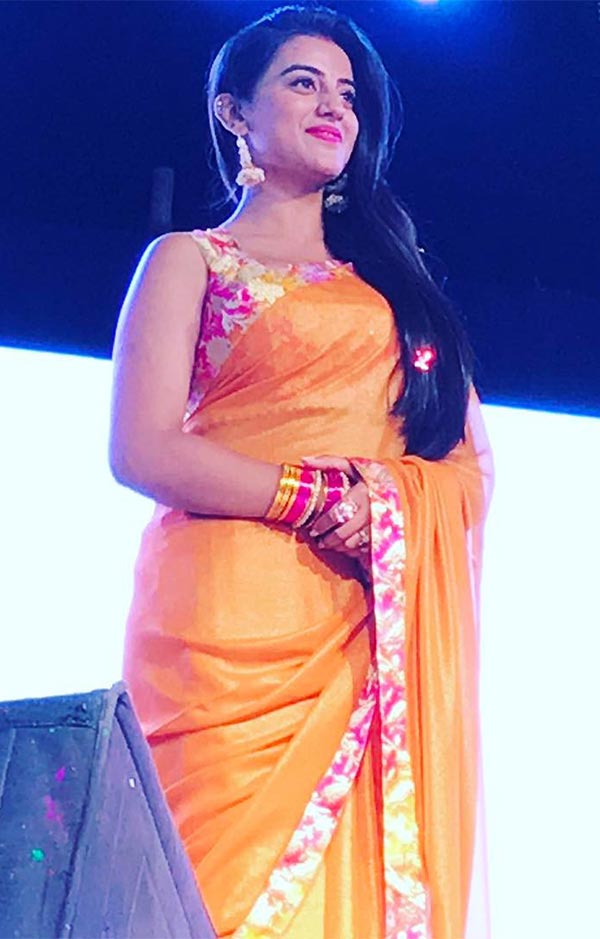 Akshara Singh saree bhojpuri actress