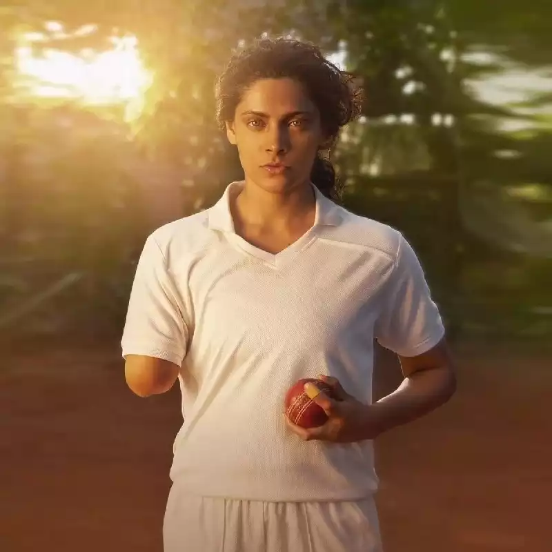 saiyami kher ghoomer cricket female sports movie