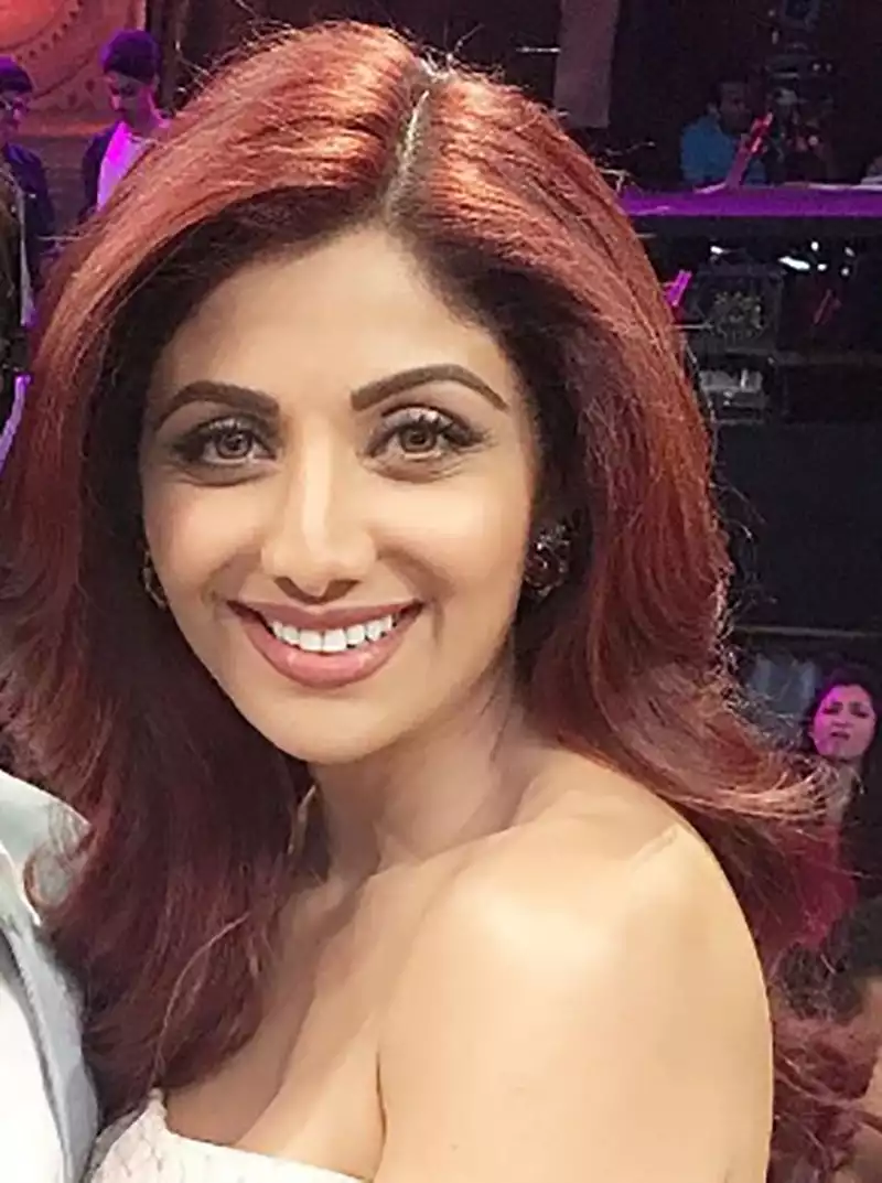 shilpa shetty red hair indian actress