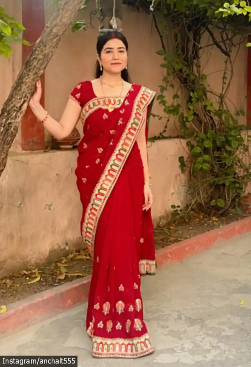 anchal tiwari saree panchayat actress raveena 29