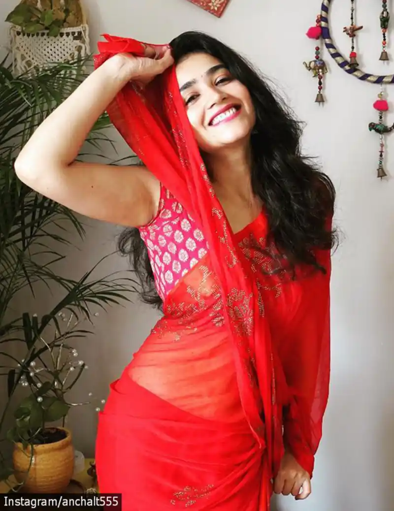 anchal tiwari sheer red saree panchayat actress raveena 31