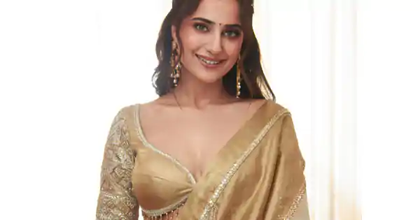 kusha kapila saree plunging neckline blouse life hill gayi actress