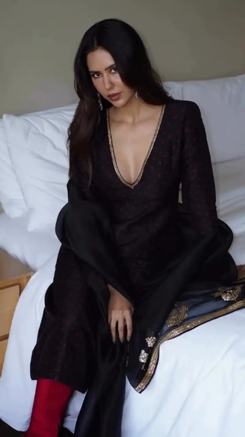 sonam bajwa black suit deep neckline punjabi actress (1)